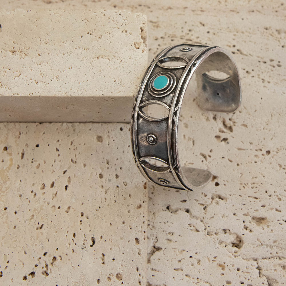 Uncas Cuff Bracelet - Image 5