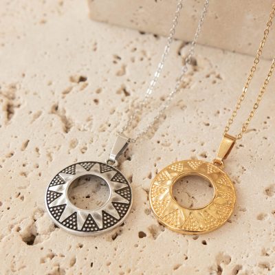 Aelia Necklace