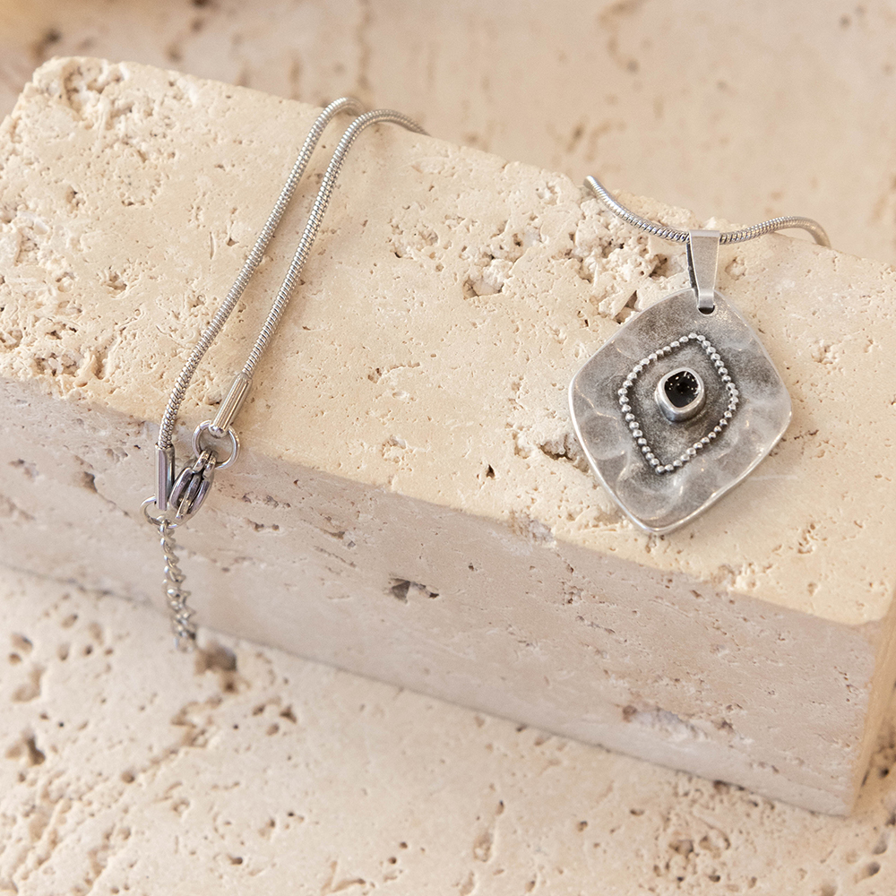 Mira Necklace - Image 2